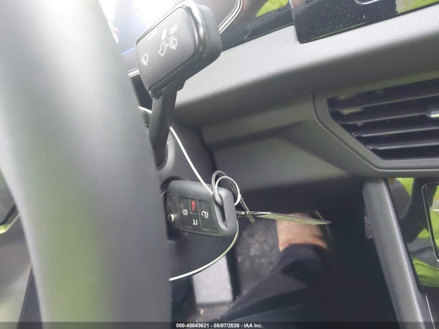 Volkswagen Jetta S