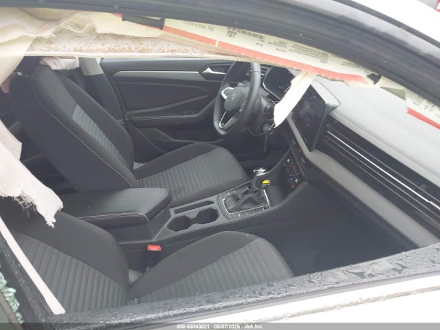 Volkswagen Jetta S