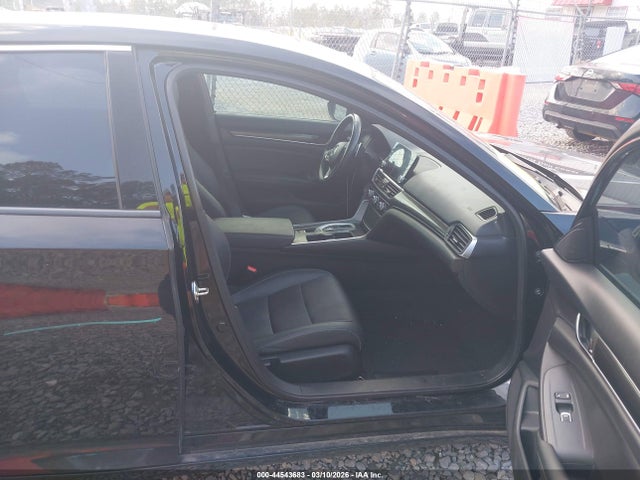Honda Accord Sport 2.0t
