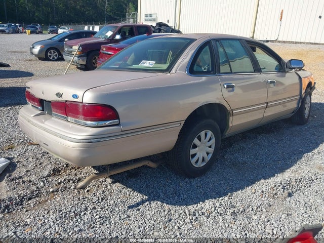 Ford Crown Victoria