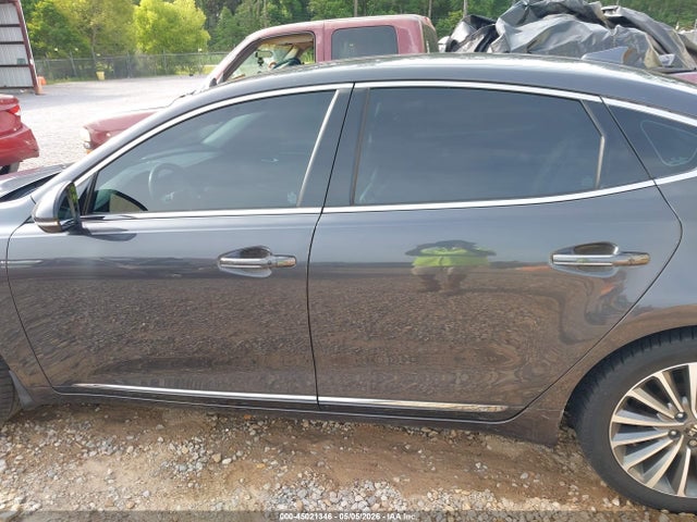 Kia Cadenza Premium