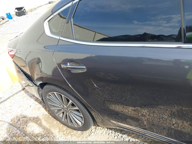 Kia Cadenza Premium