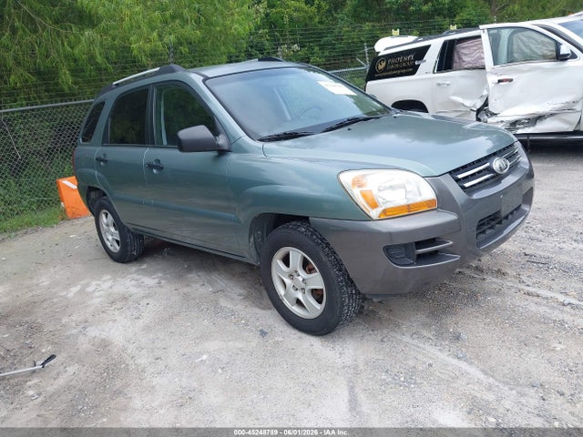 Salvage Kia Sportage Image