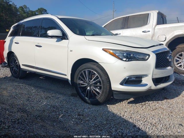 Salvage INFINITI Qx Image