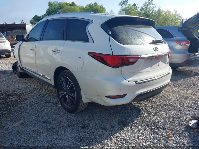 INFINITI Qx Luxe