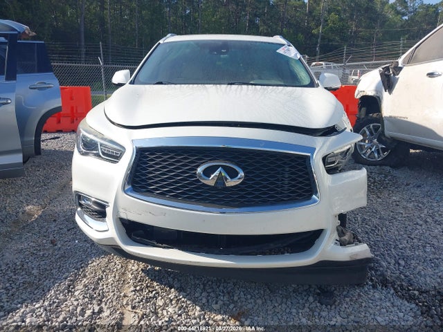 INFINITI Qx Luxe