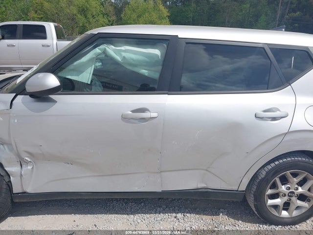Kia Soul S
