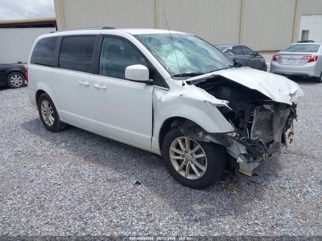 Salvage Dodge Grand Caravan Image