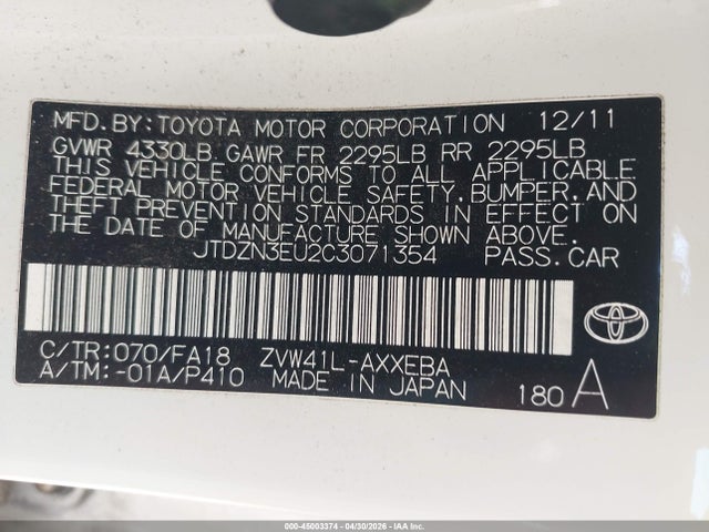 Toyota Prius v Three