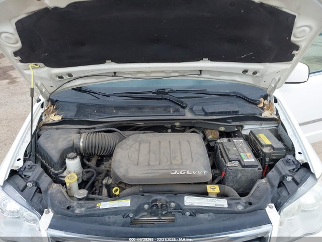 Chrysler Town & Country Touring