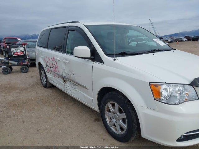 Chrysler Town & Country Touring