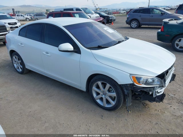 Salvage Volvo S60 Image