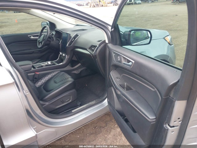 Ford Edge Titanium
