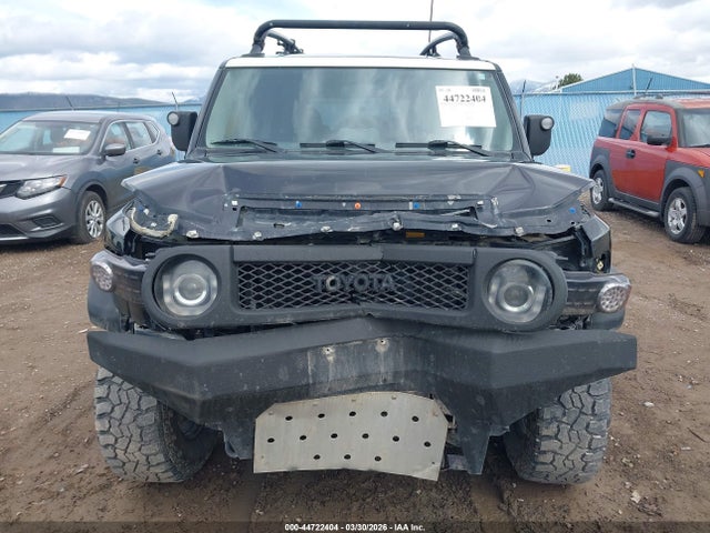 Toyota FJ Cruiser