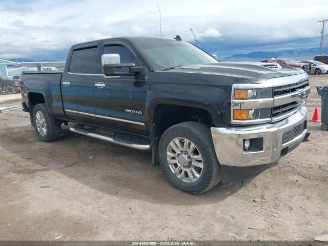 Salvage Chevrolet Silverado 2500 Image