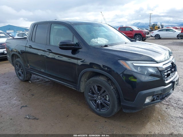 Salvage Honda Ridgeline Image