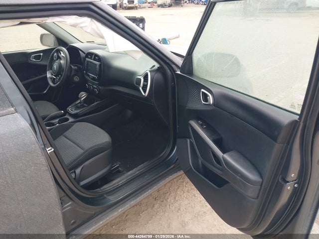 Kia Soul S