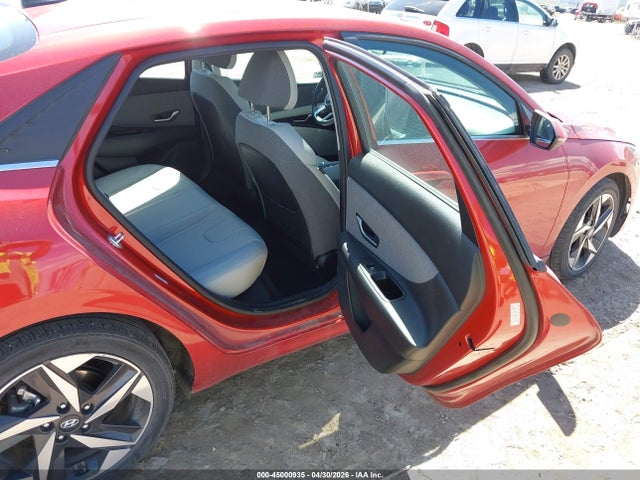 Hyundai ELANTRA Limited