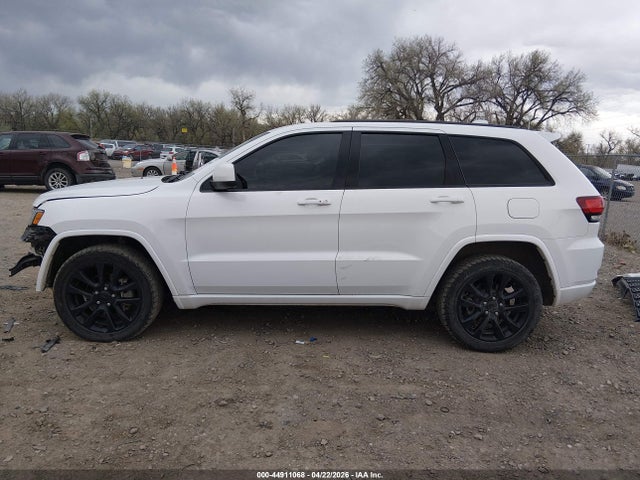 Jeep Grand Cherokee Altitude 4x4