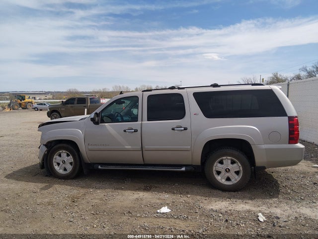 Chevrolet Suburban 1500 Lt