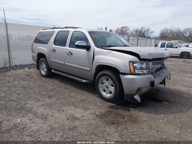 Salvage Chevrolet Suburban 1500 Image