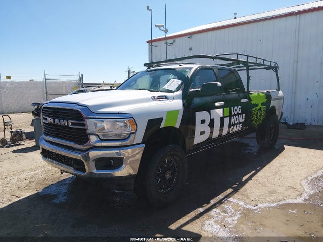 Ram 3500 Big Horn  4x4 8' Box