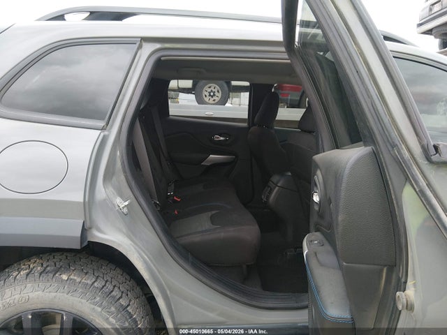 Jeep Cherokee Upland 4x4
