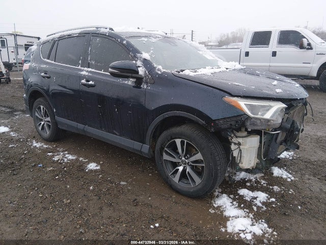 Salvage Toyota RAV4 Image