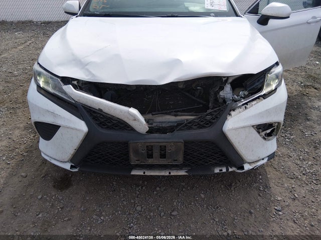 Toyota Camry Se
