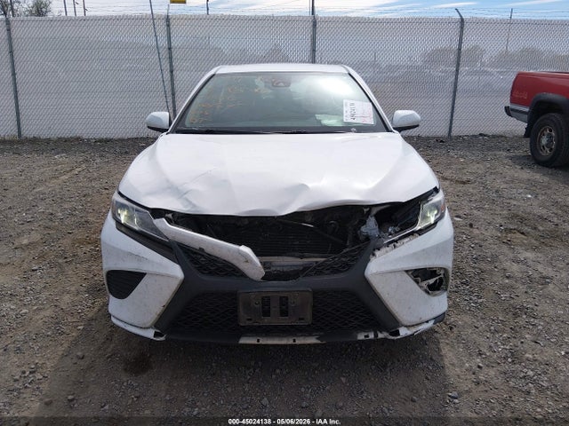 Toyota Camry Se