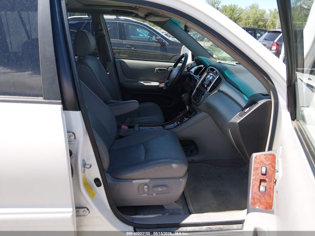 Toyota Highlander Limited V6