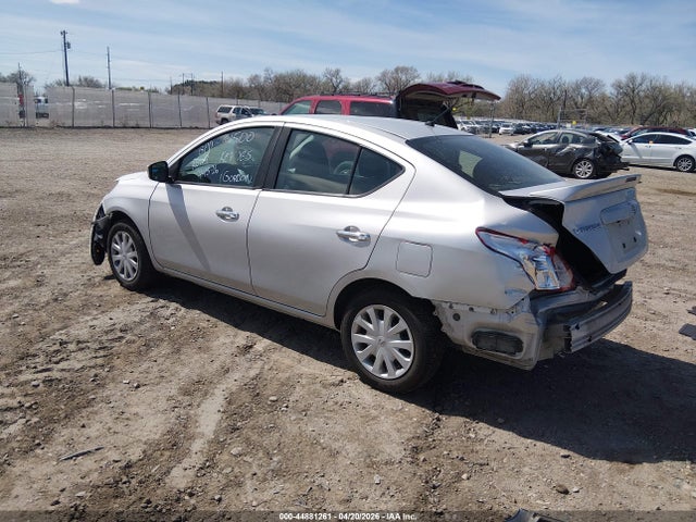 Nissan Versa 1.6 Sv