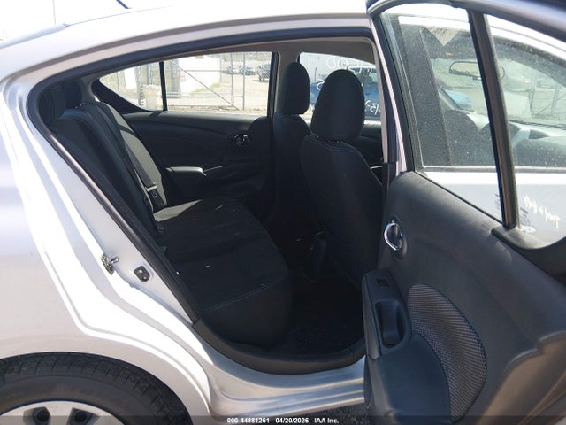 Nissan Versa 1.6 Sv