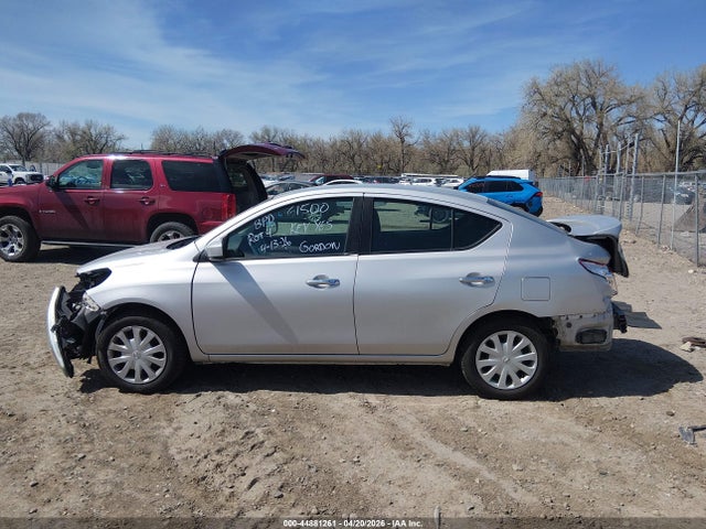 Nissan Versa 1.6 Sv