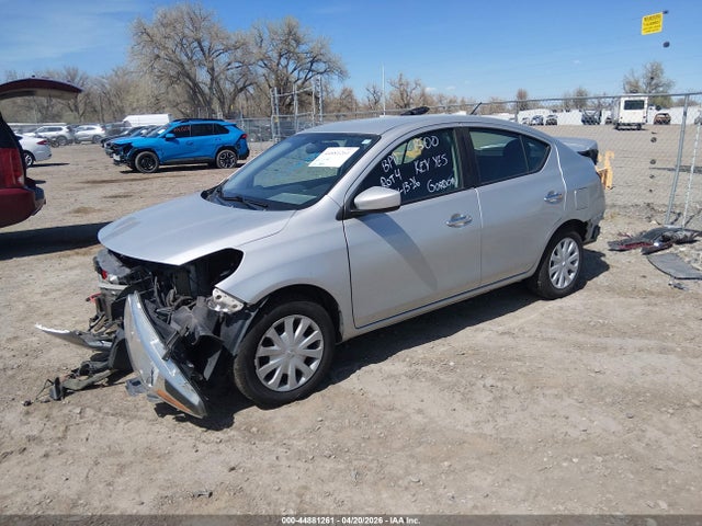 Nissan Versa 1.6 Sv