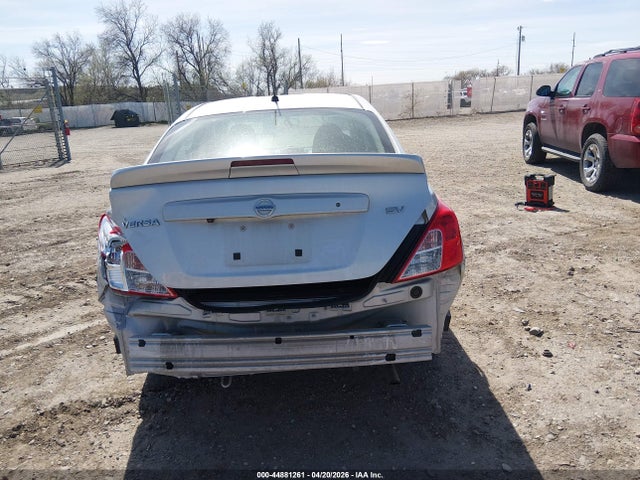 Nissan Versa 1.6 Sv