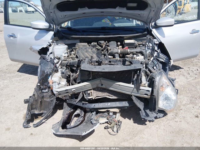 Nissan Versa 1.6 Sv