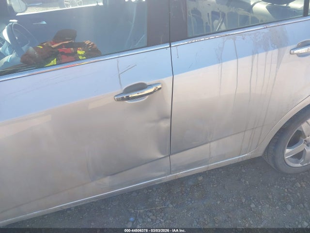 Chevrolet Sonic 2lz