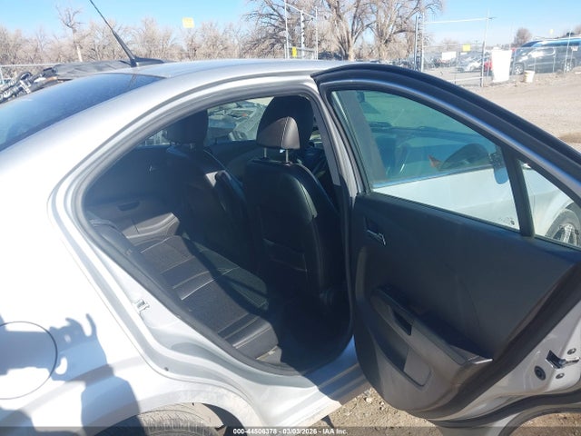 Chevrolet Sonic 2lz
