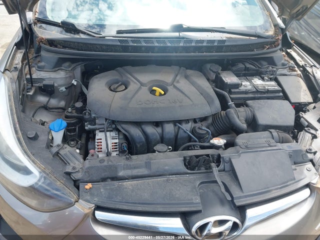 Hyundai ELANTRA Se