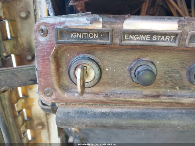 Freightliner Conventional Fld120