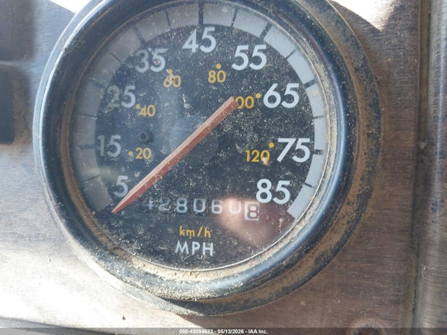 Freightliner Conventional Fld120