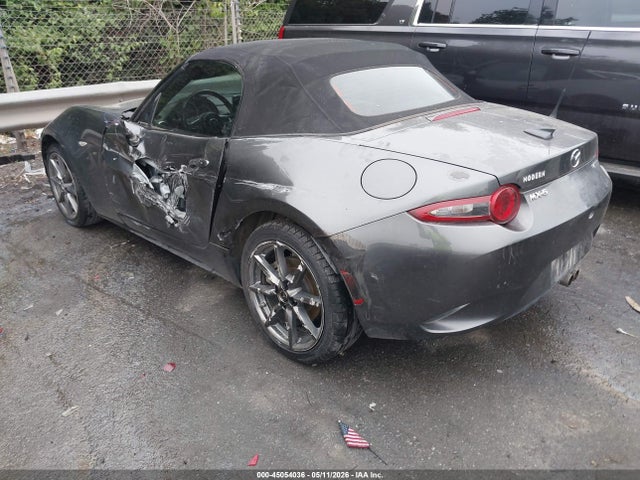 Mazda MX-5 Miata Grand Touring