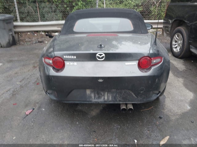 Mazda MX-5 Miata Grand Touring