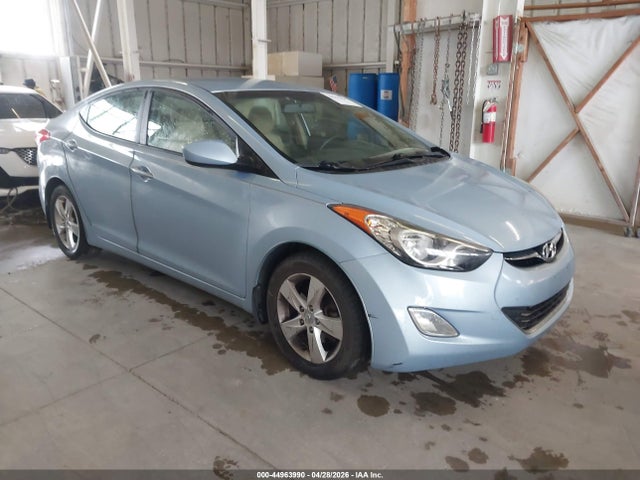 Salvage Hyundai ELANTRA Image