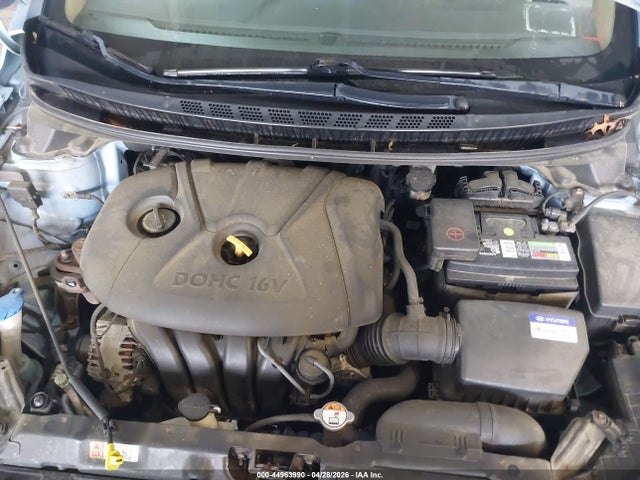 Hyundai ELANTRA