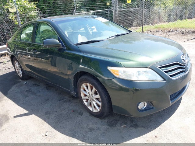 Salvage Toyota Camry Image