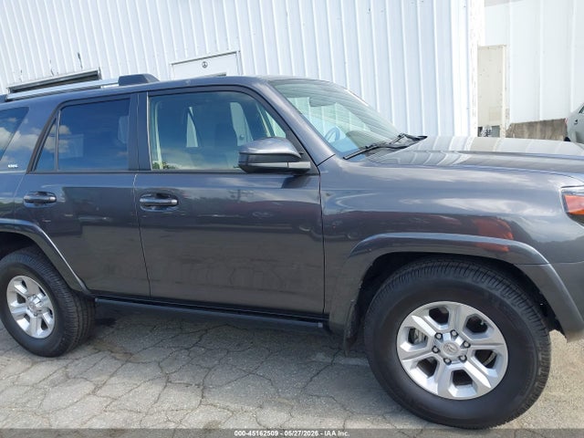 Toyota 4Runner Sr5