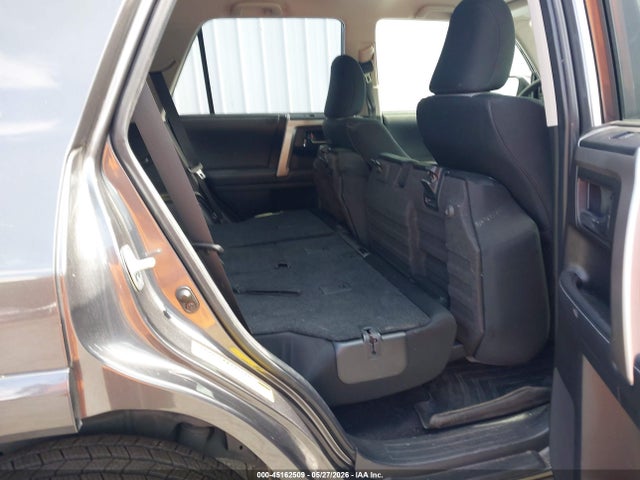 Toyota 4Runner Sr5