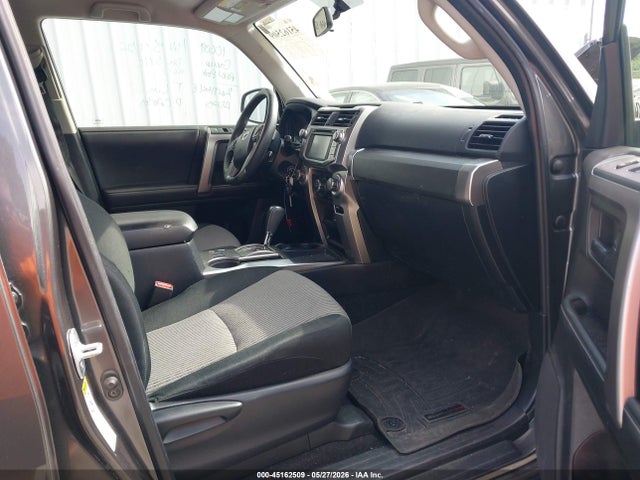 Toyota 4Runner Sr5